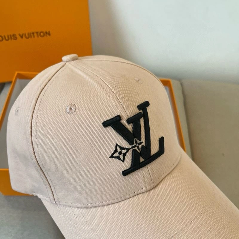 Colorful Louis Vuitton Caps 258031