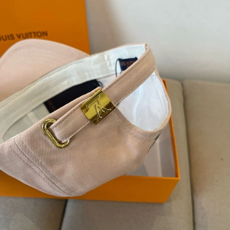 Colorful Louis Vuitton Caps 258031