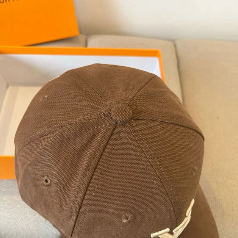 Elegant Louis Vuitton Caps 258043