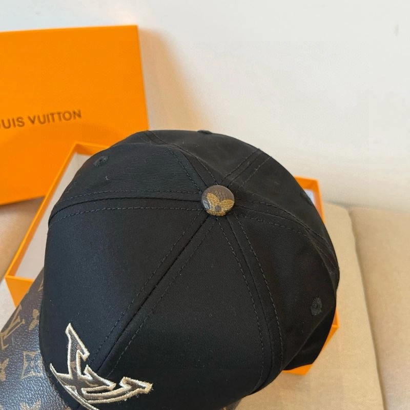 Contemporary Louis Vuitton Caps 258049