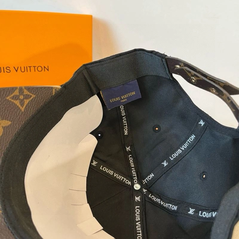Contemporary Louis Vuitton Caps 258049