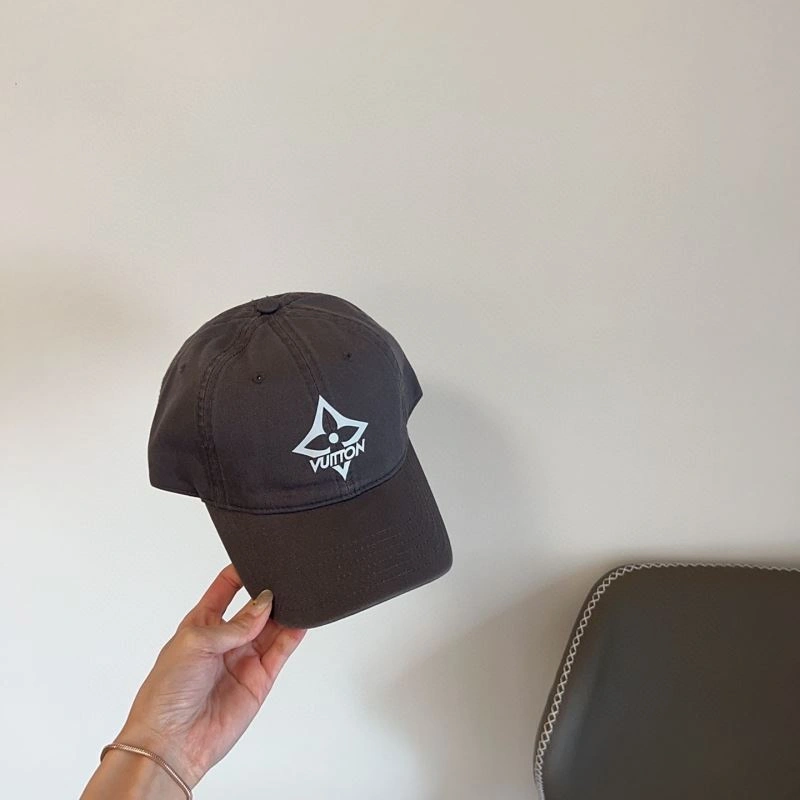 Stylish Louis Vuitton Caps 258027