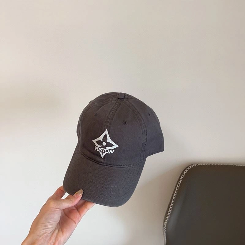 Stylish Louis Vuitton Caps 258027