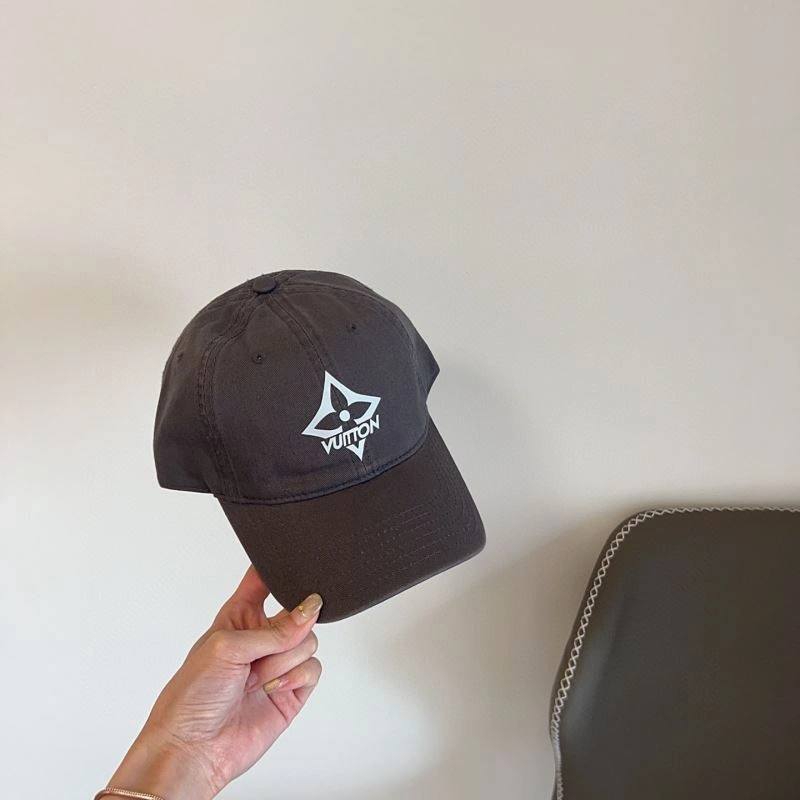 Stylish Louis Vuitton Caps 258027
