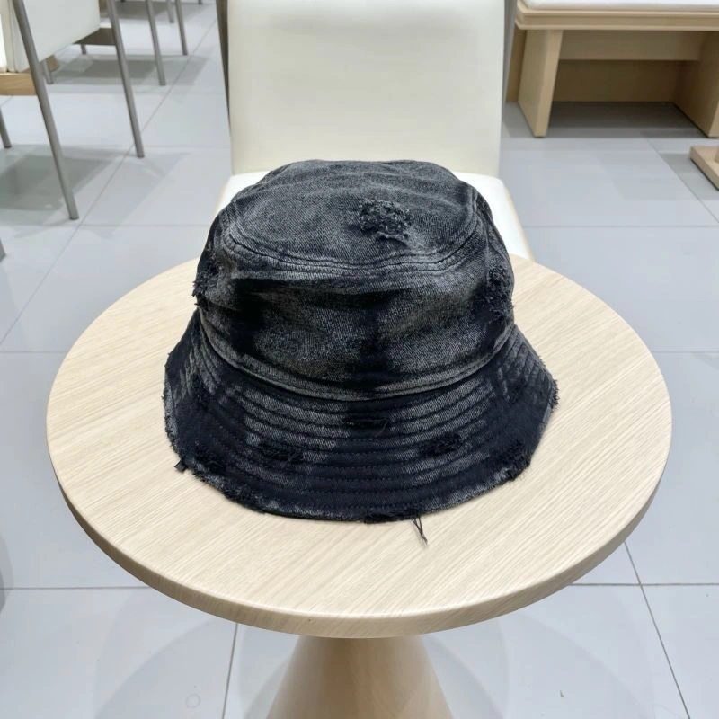 ModernLook Louis Vuitton Caps 257989