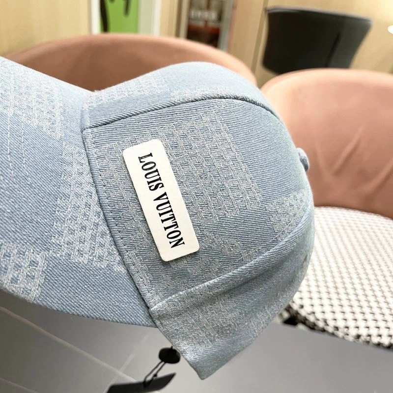 Louis Vuitton Caps Flexible 258013