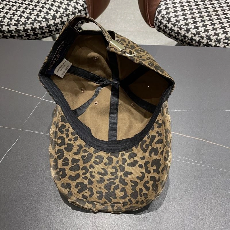 Louis Vuitton Caps Snug 258005