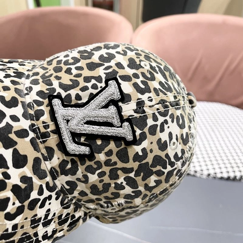 Supportive Louis Vuitton Caps 258012