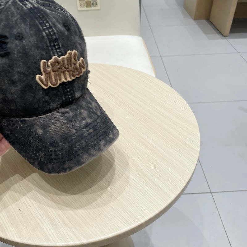 Louis Vuitton Caps UrbanStyle 258004