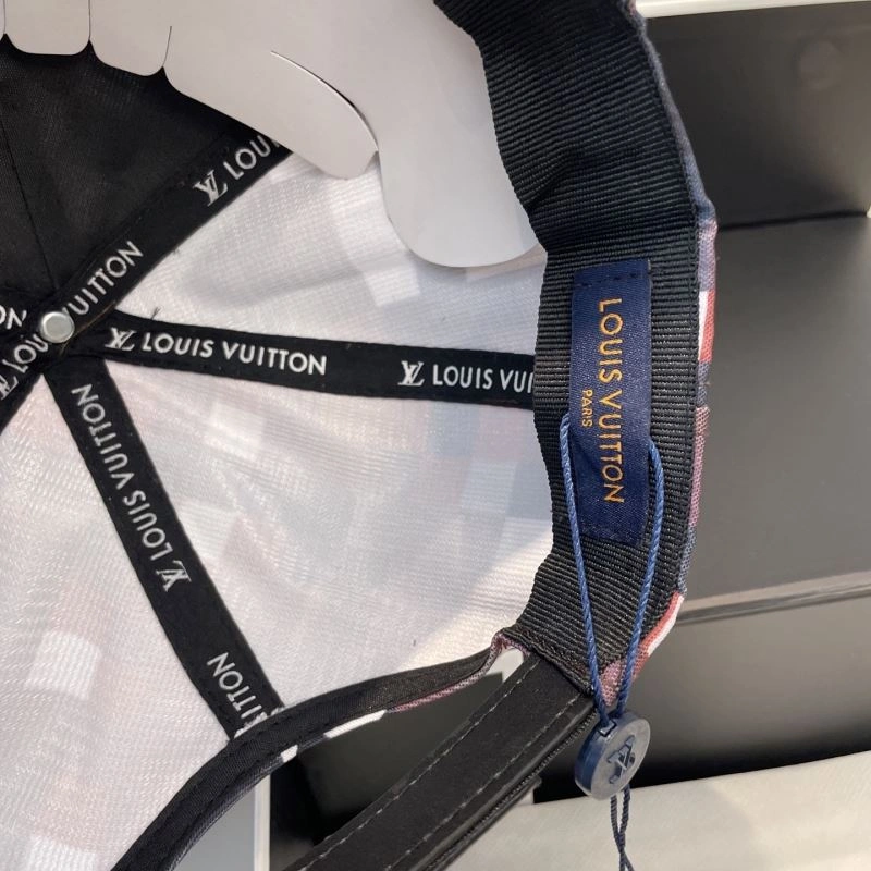 Refined Louis Vuitton Caps 257986
