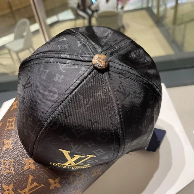Louis Vuitton Caps Tailored 257946