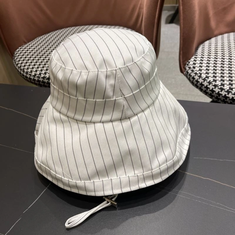 Casual Louis Vuitton Caps 257969
