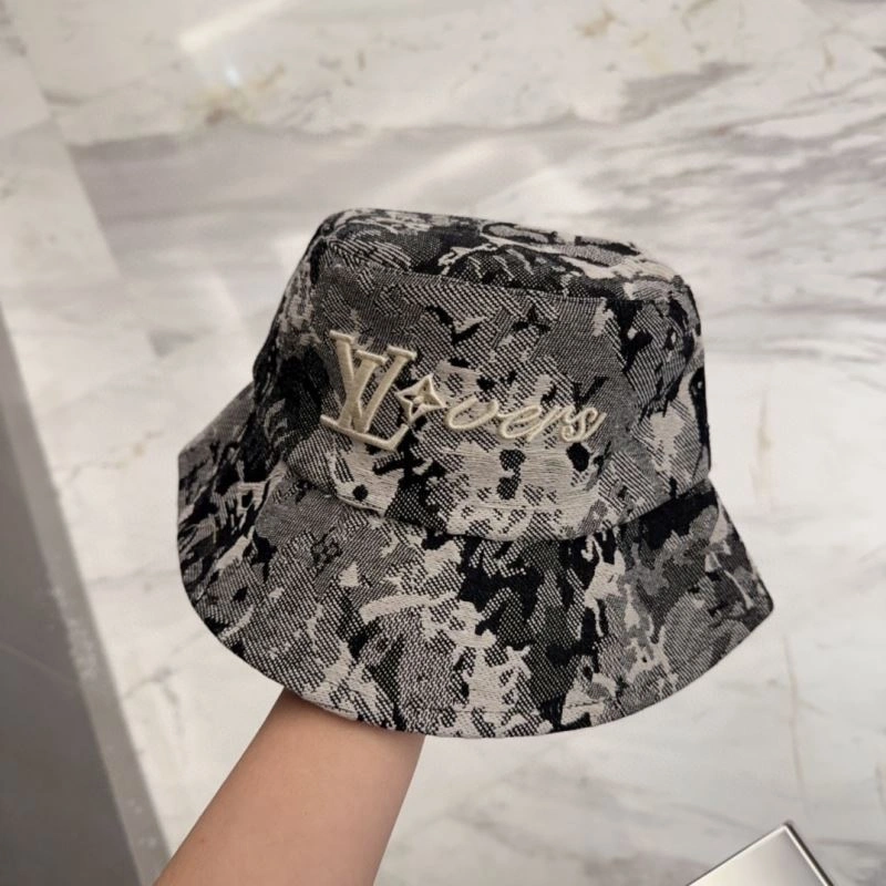 Louis Vuitton Caps Contemporary 257964