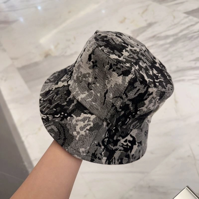 Louis Vuitton Caps Contemporary 257964