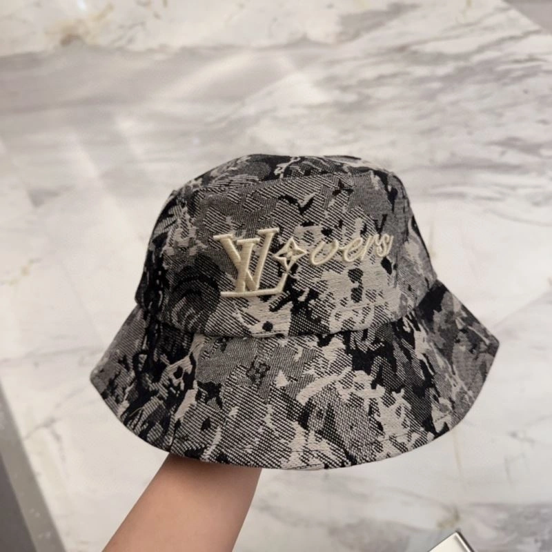 Louis Vuitton Caps Contemporary 257964
