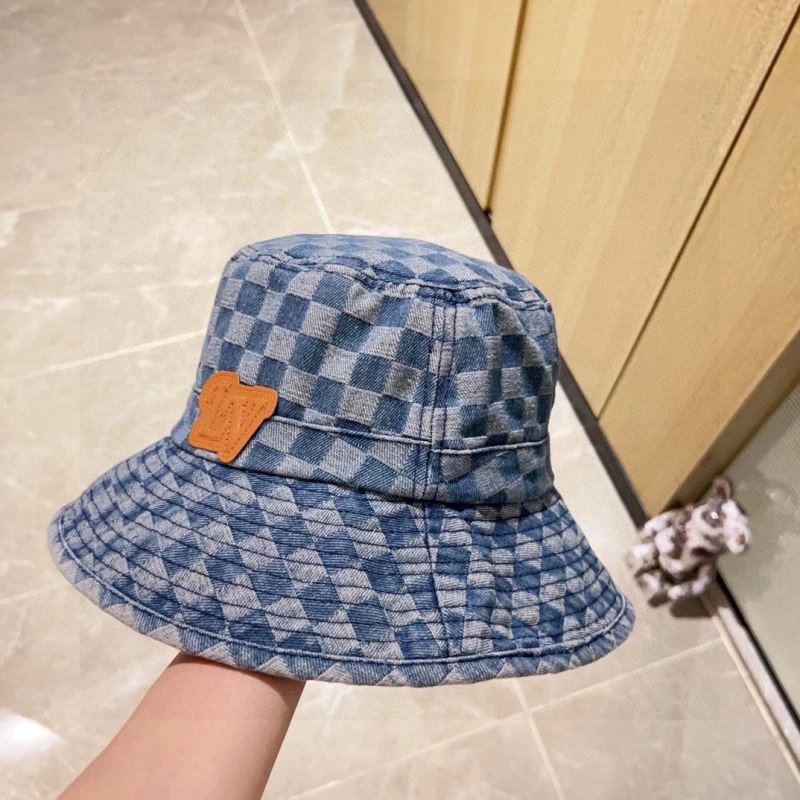 Vibrant Louis Vuitton Caps 257956