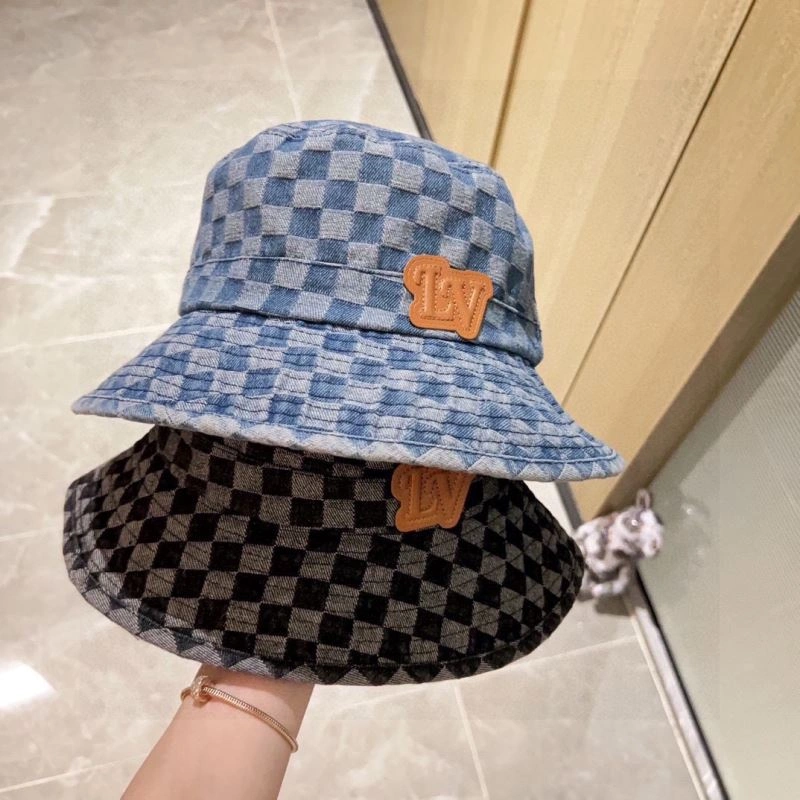 Vibrant Louis Vuitton Caps 257956