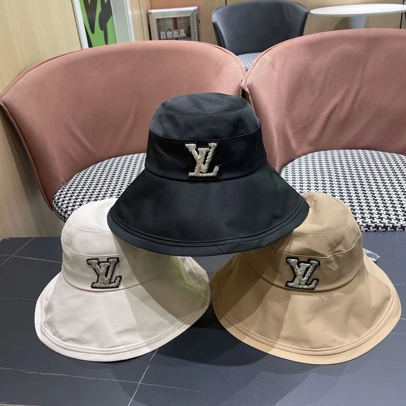 Louis Vuitton Caps Neat 257967