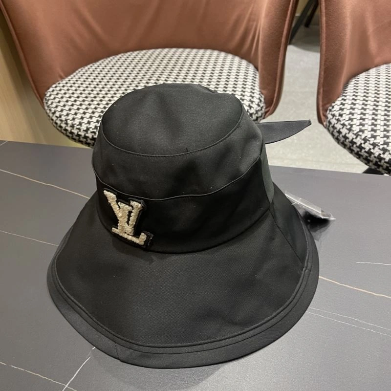Louis Vuitton Caps Neat 257967