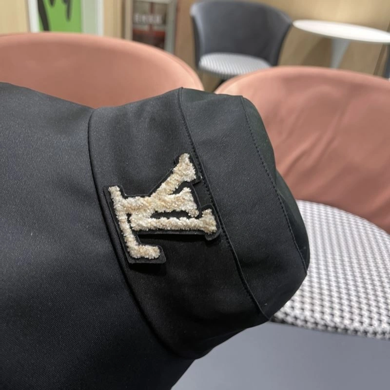 Louis Vuitton Caps Neat 257967