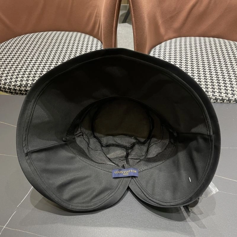 Louis Vuitton Caps Neat 257967