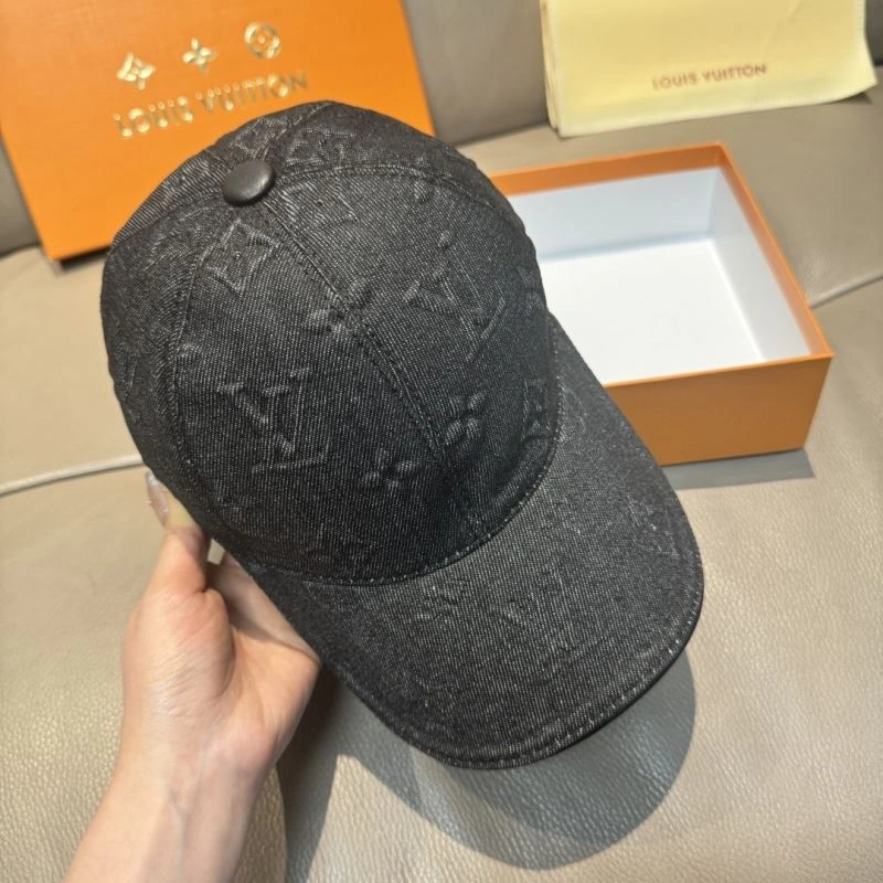Effortless Louis Vuitton Caps 257943