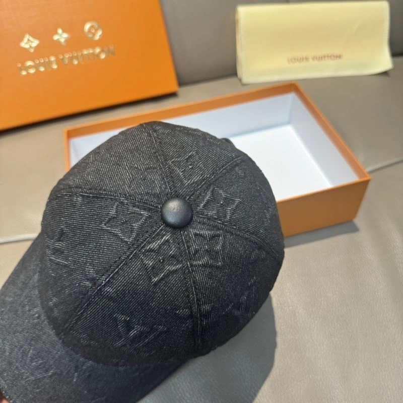 Effortless Louis Vuitton Caps 257943