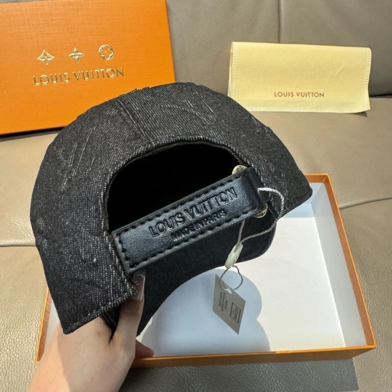 Effortless Louis Vuitton Caps 257943