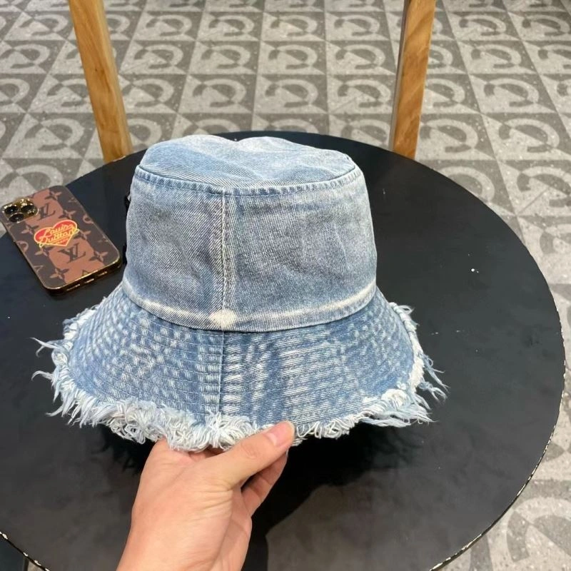 Louis Vuitton Caps EasyMatch 257937
