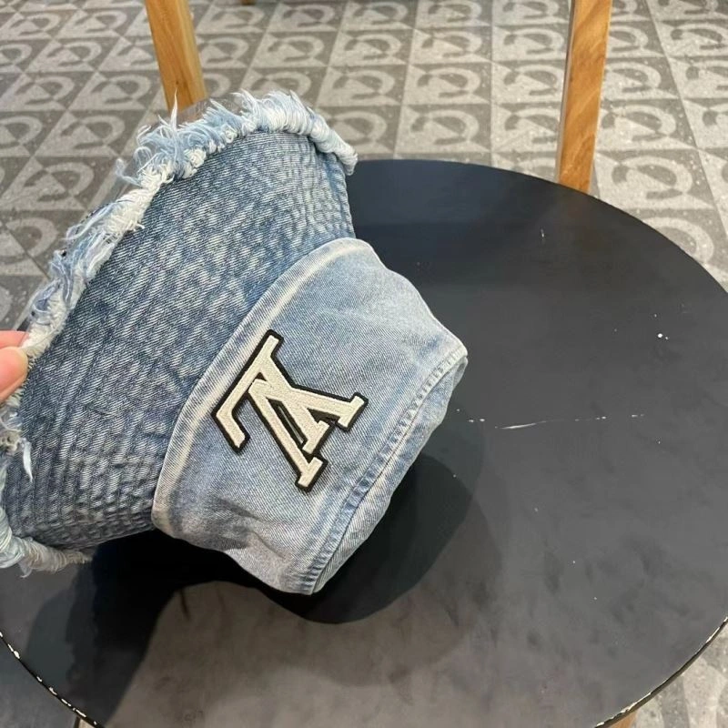 Louis Vuitton Caps EasyMatch 257937