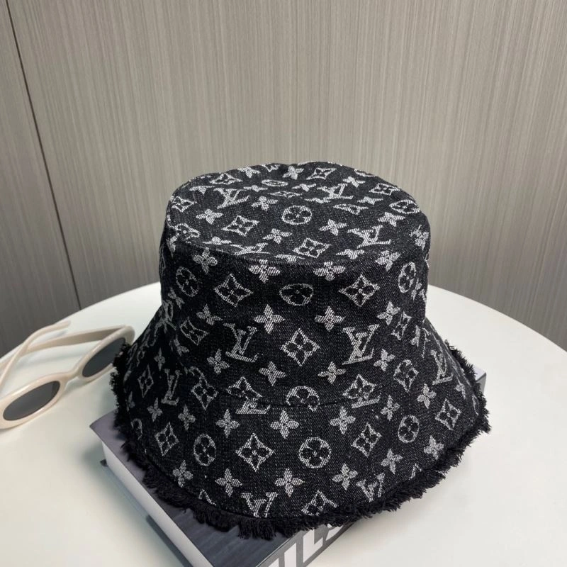 Louis Vuitton Caps Snug 257906
