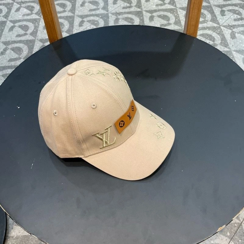 Stretchable Louis Vuitton Caps 257921