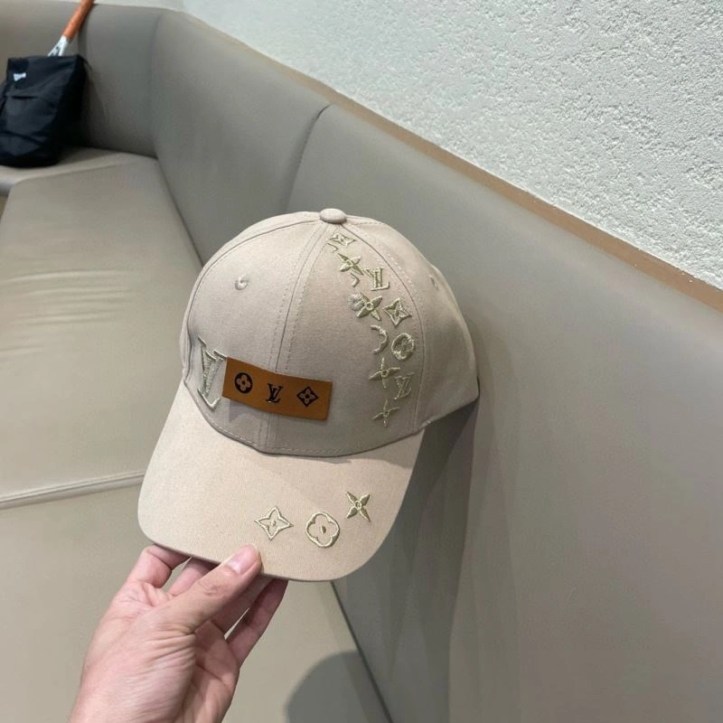 Stretchable Louis Vuitton Caps 257921