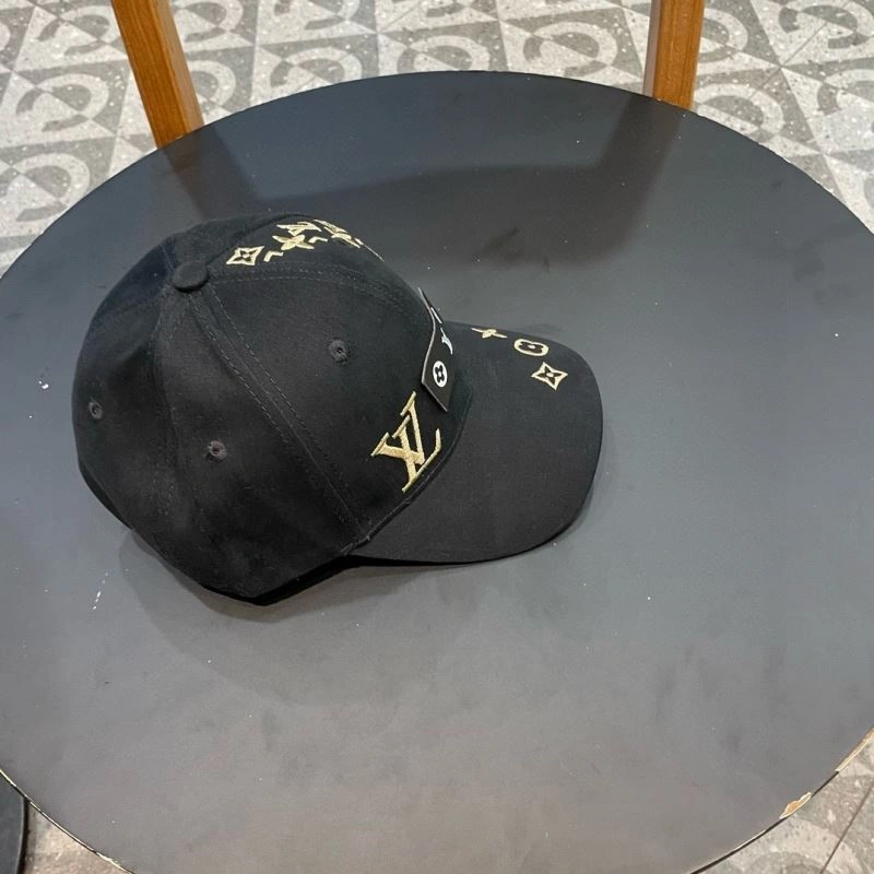 Trendsetting Louis Vuitton Caps 257922