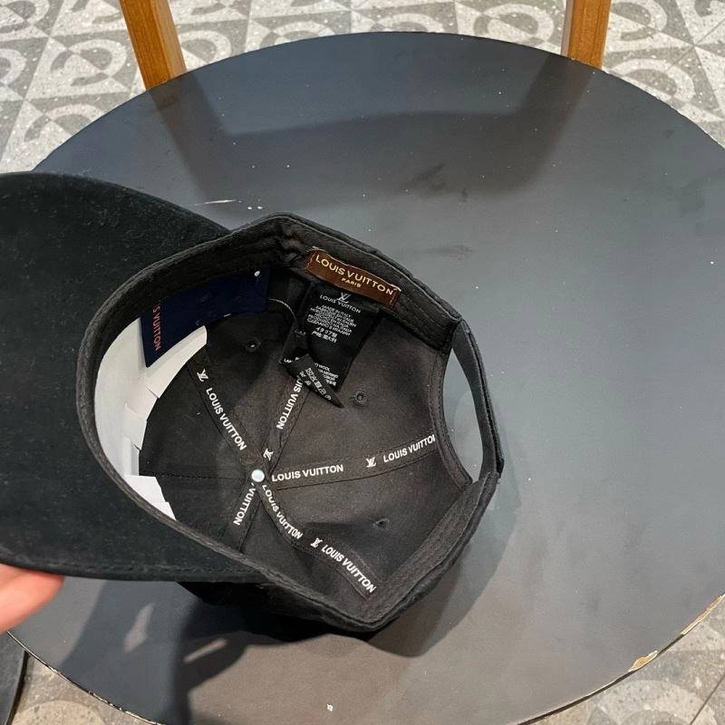 Trendsetting Louis Vuitton Caps 257922
