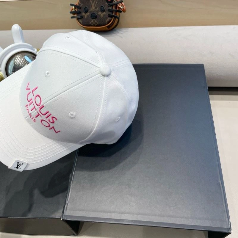 Louis Vuitton Caps TimelessDesign 257915