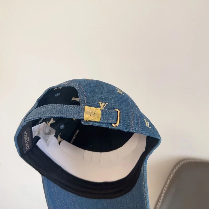 Resilient Louis Vuitton Caps 257911