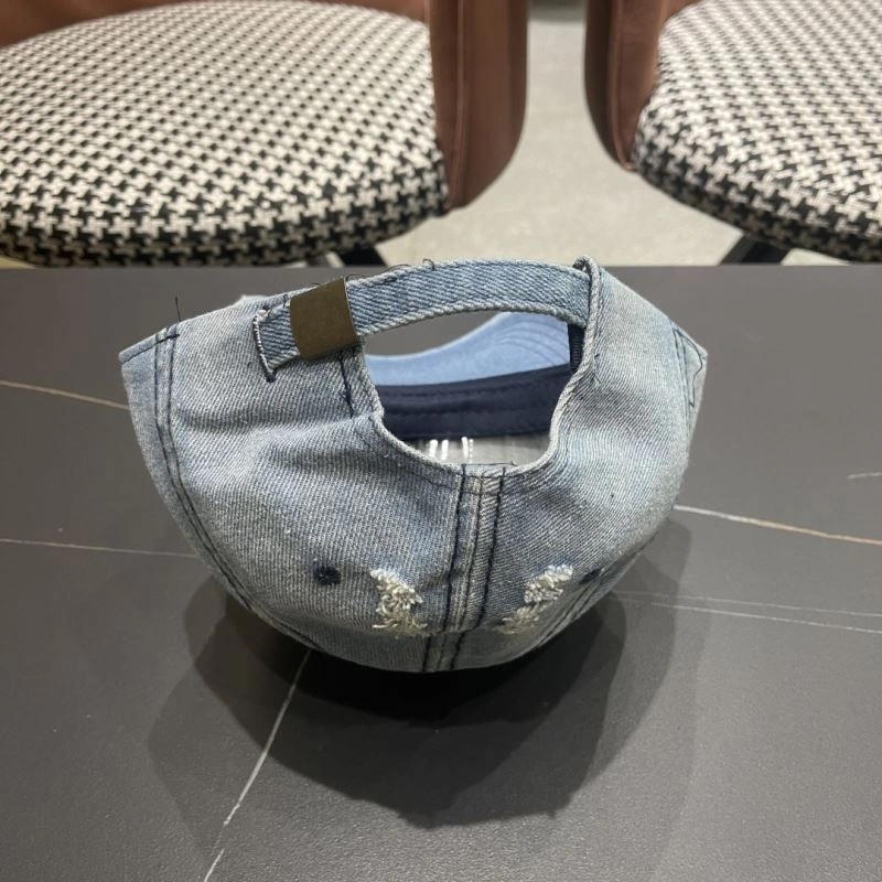 Louis Vuitton Caps Effortless 257904