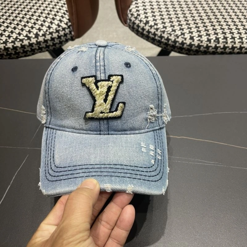 Louis Vuitton Caps Effortless 257904