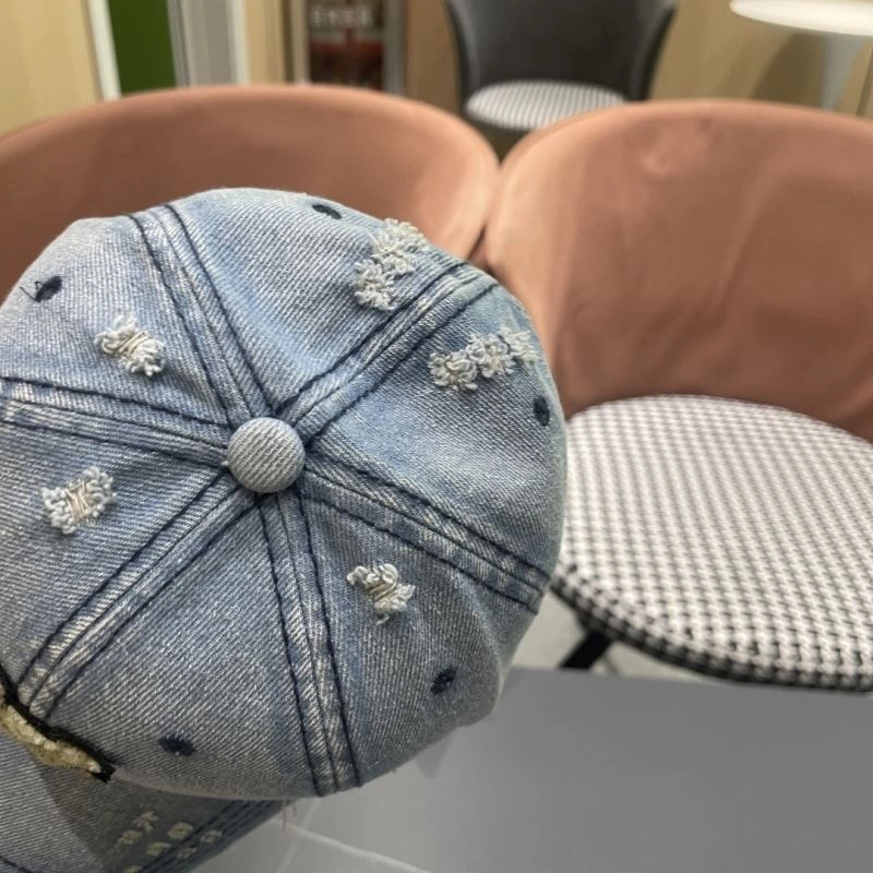 Louis Vuitton Caps Effortless 257904