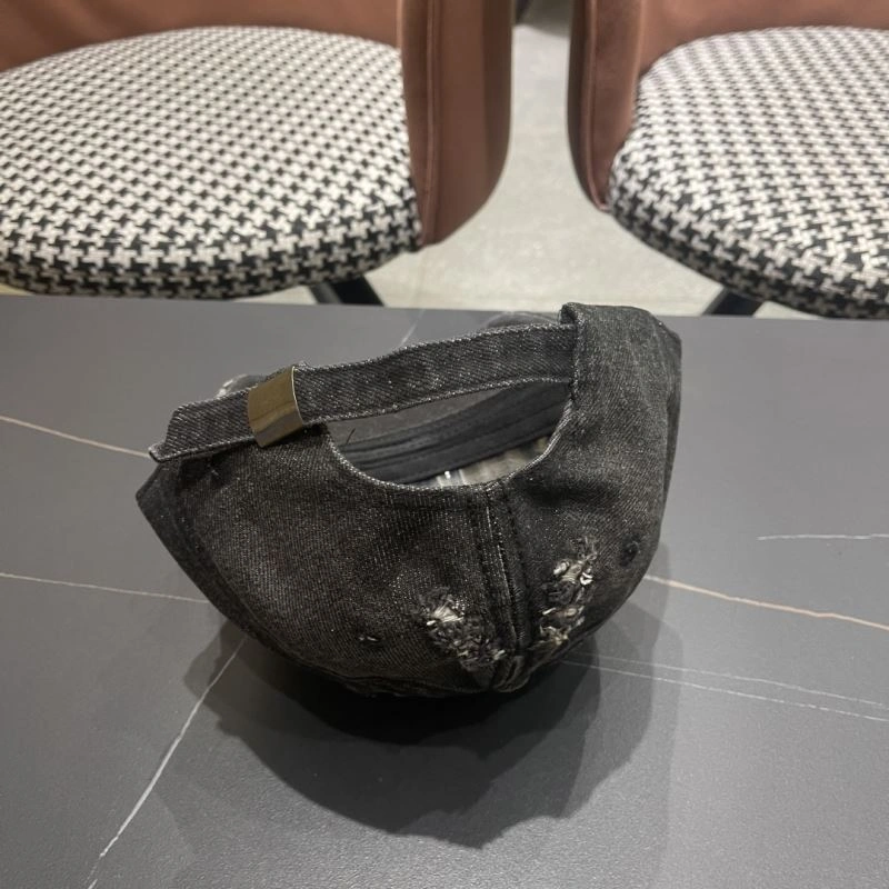 Packable Louis Vuitton Caps 257903