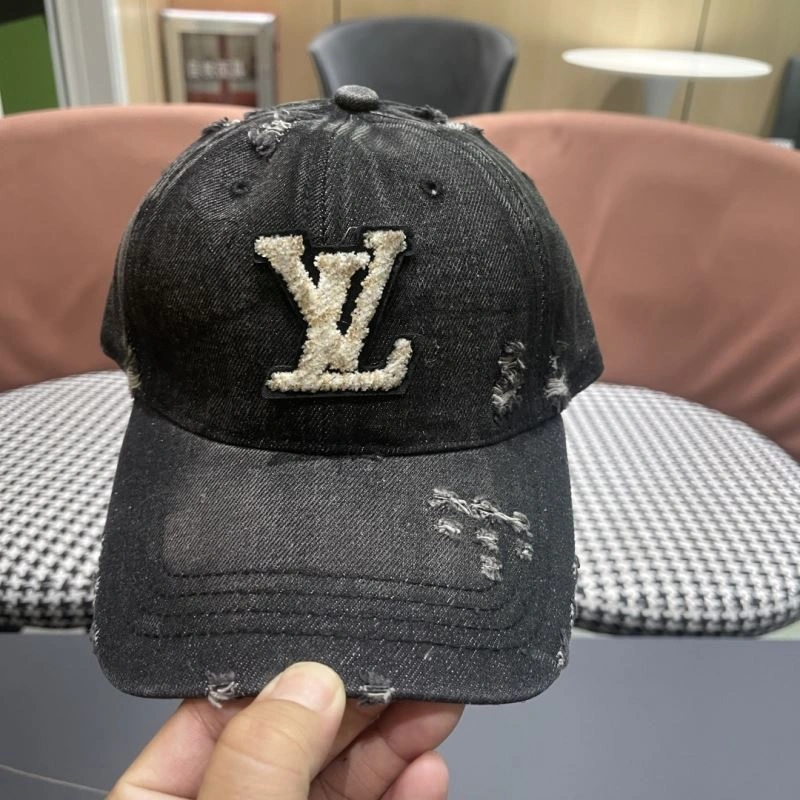 Packable Louis Vuitton Caps 257903