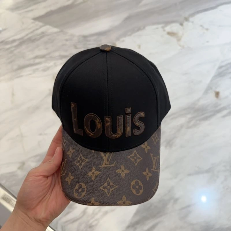 ZipUp Louis Vuitton Caps 257887