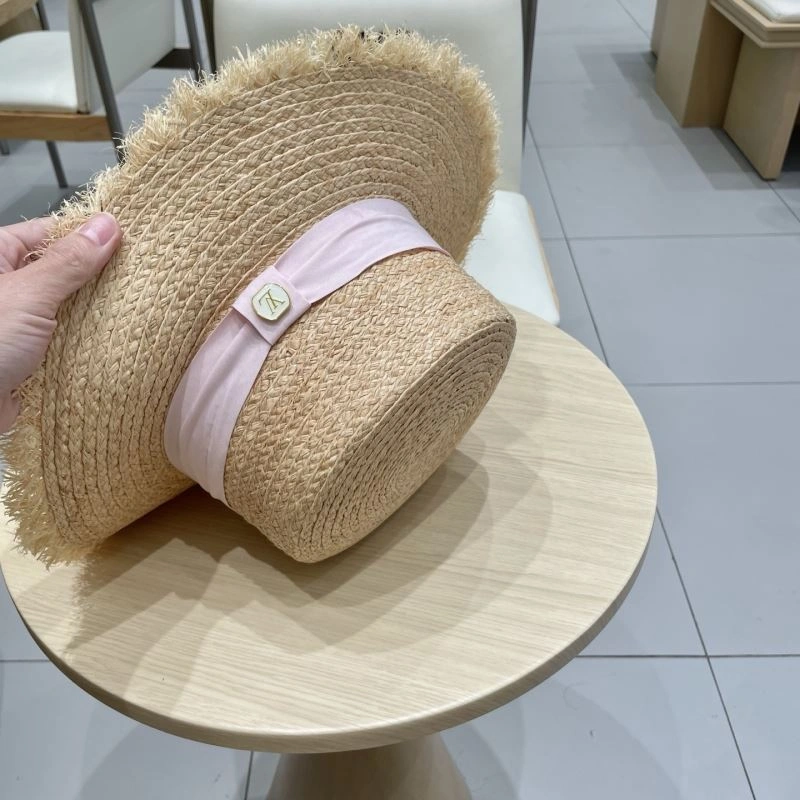Louis Vuitton Caps Sophisticated 257875