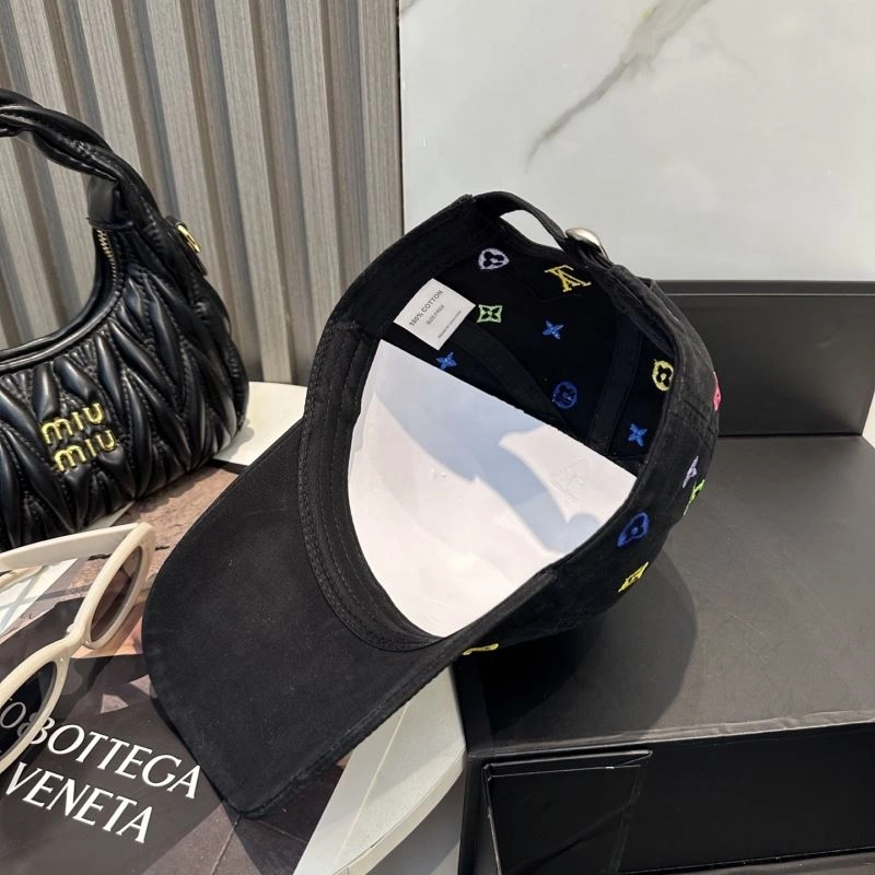 Louis Vuitton Caps Classic 257886