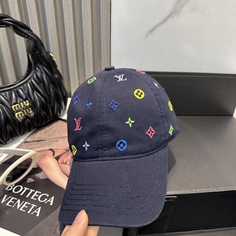 WaterResistant Louis Vuitton Caps 257878
