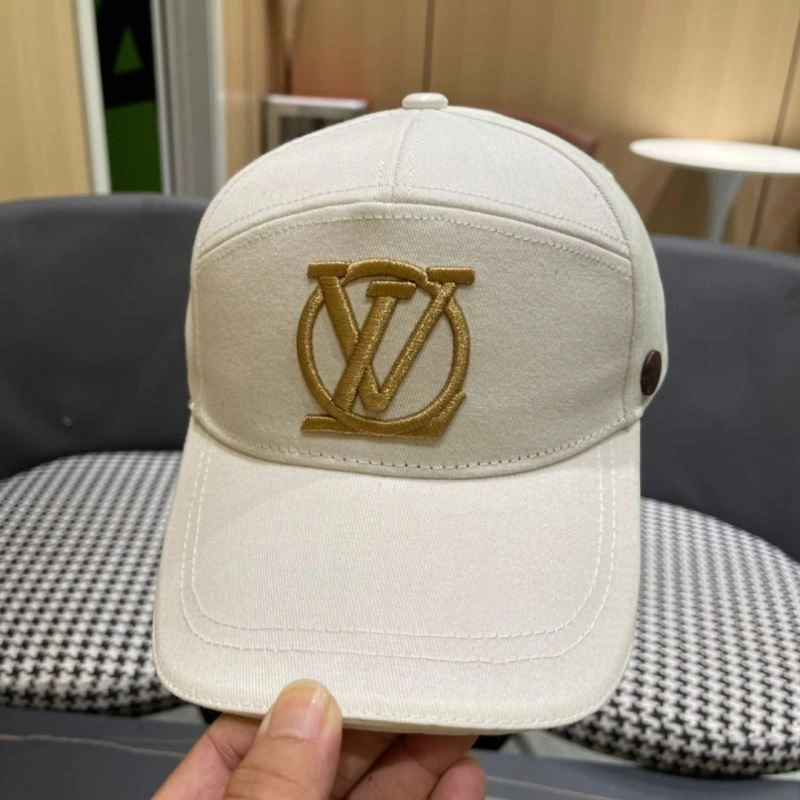 Lightweight Louis Vuitton Caps 257893