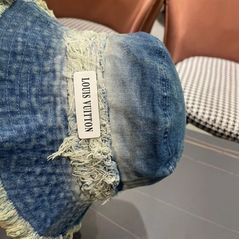 Louis Vuitton Caps MultiPurpose 257865