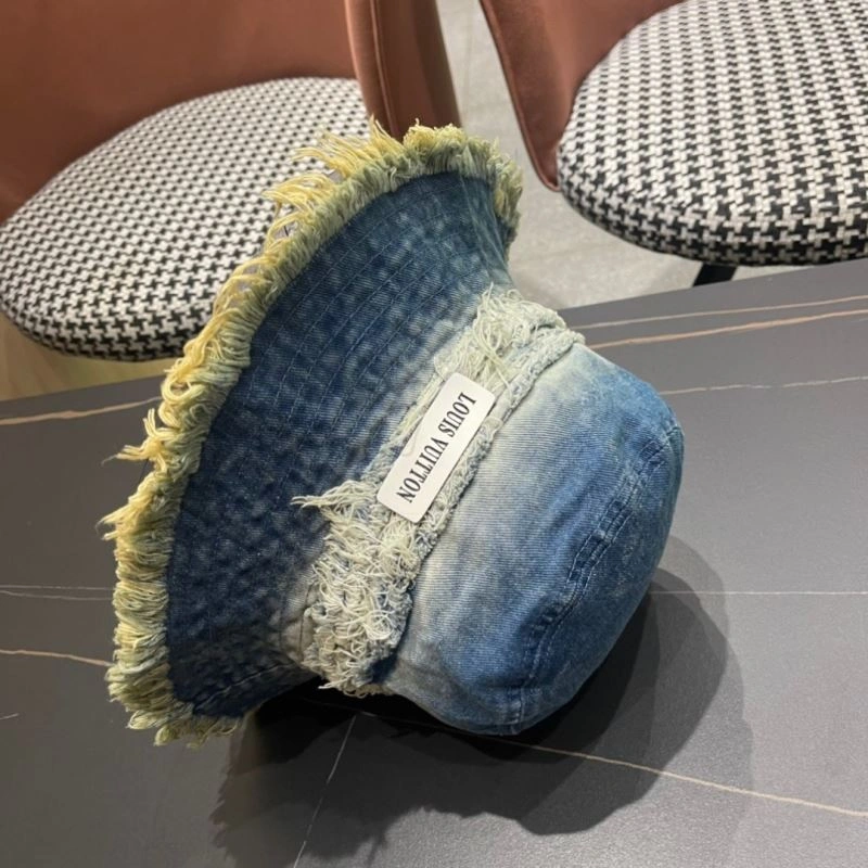 Louis Vuitton Caps MultiPurpose 257865
