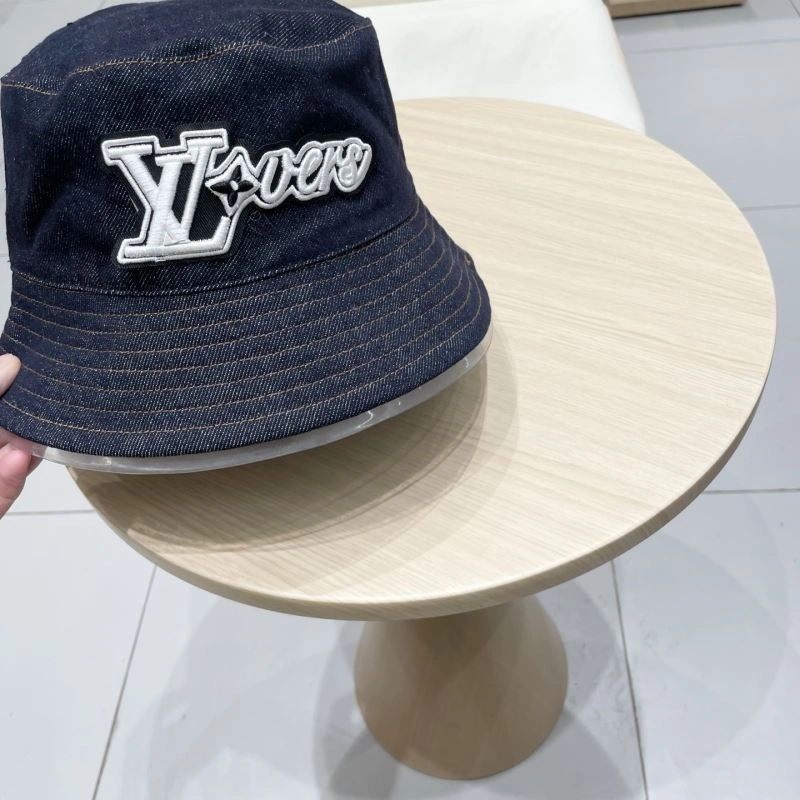 MoistureWicking Louis Vuitton Caps 257861
